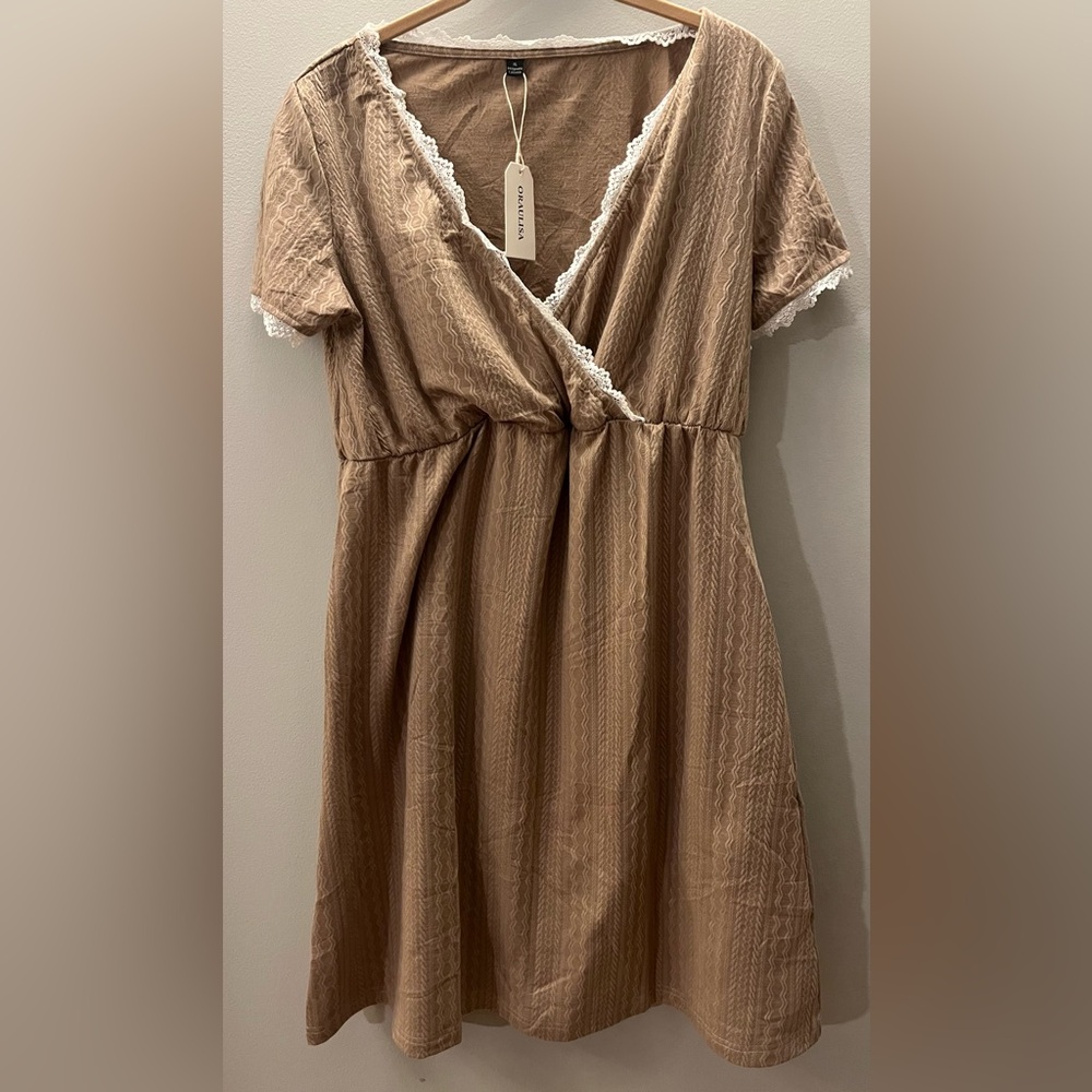 NWT Women’s Nightgown / Night Dresss